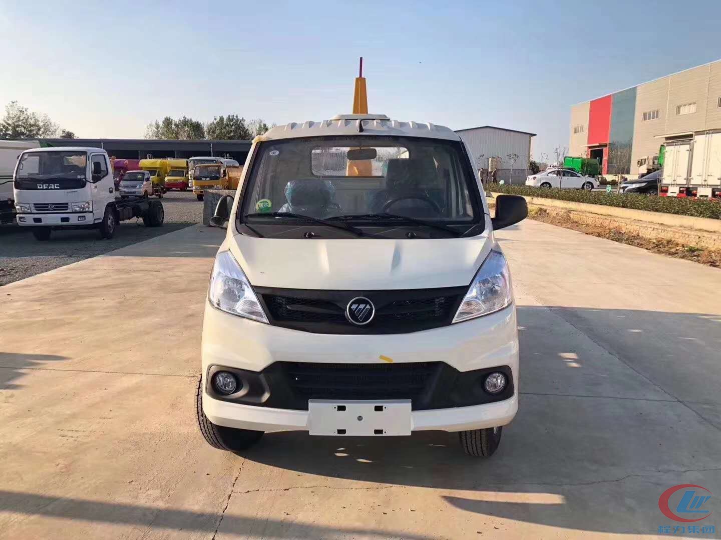 国六3方福田祥菱V勾臂式垃圾车