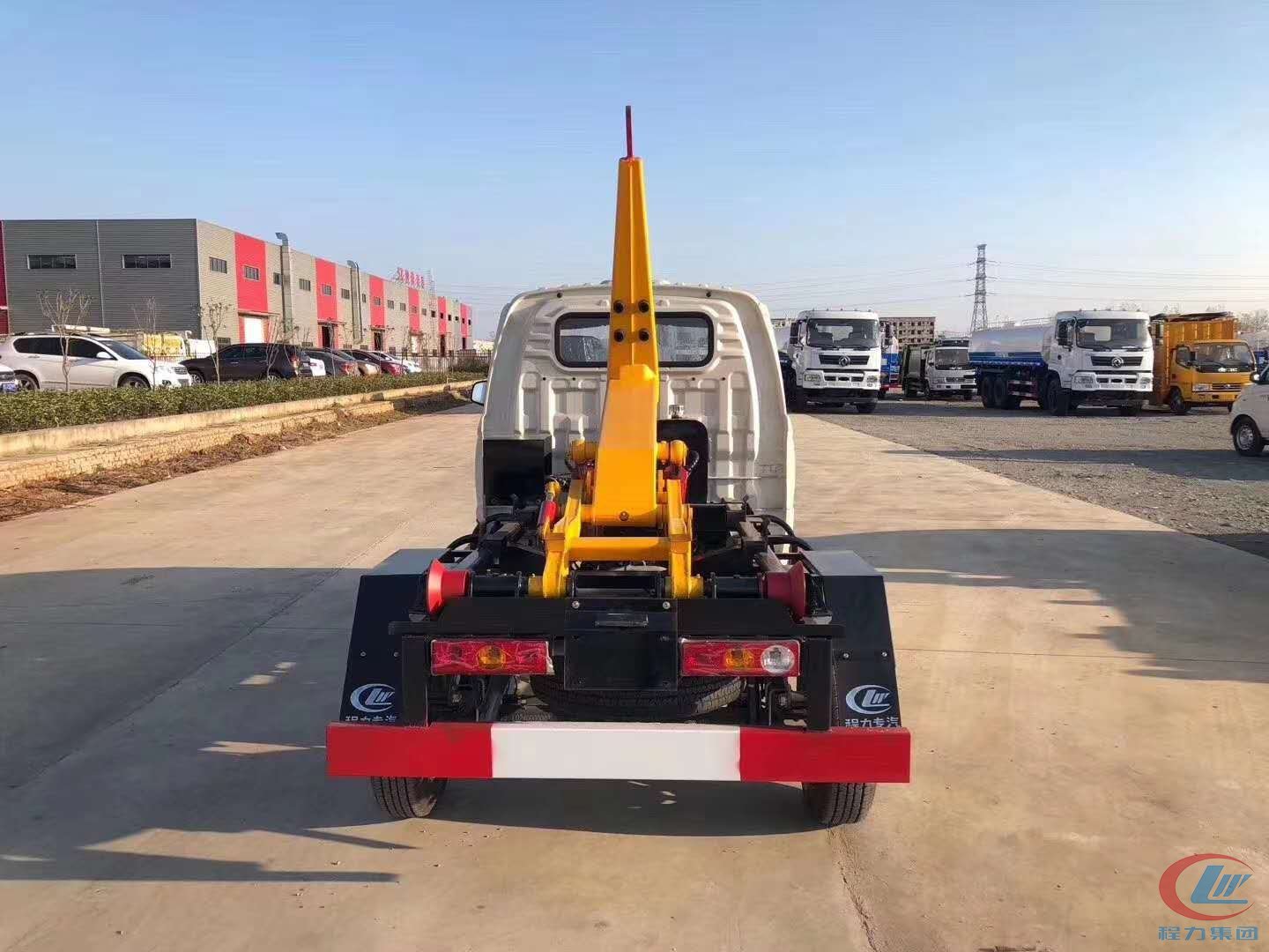 国六3方福田祥菱V勾臂式垃圾车