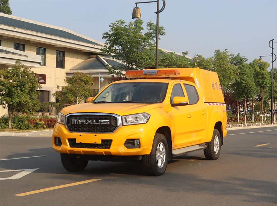 大通皮卡排水抢险车