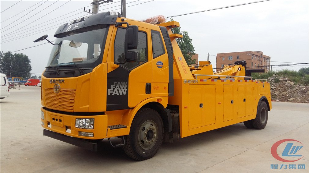 德信解放单桥一托一清障车侧面图