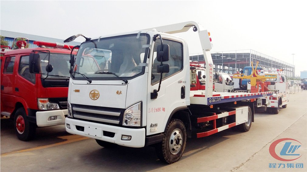 德信解放一拖二清障车高清图