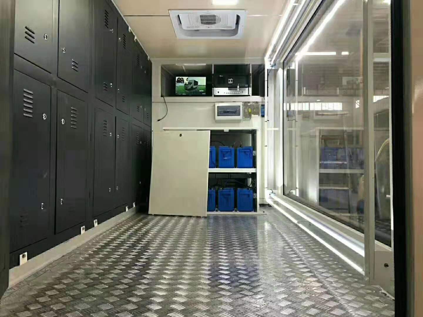 德信福田宣传车车内饰图