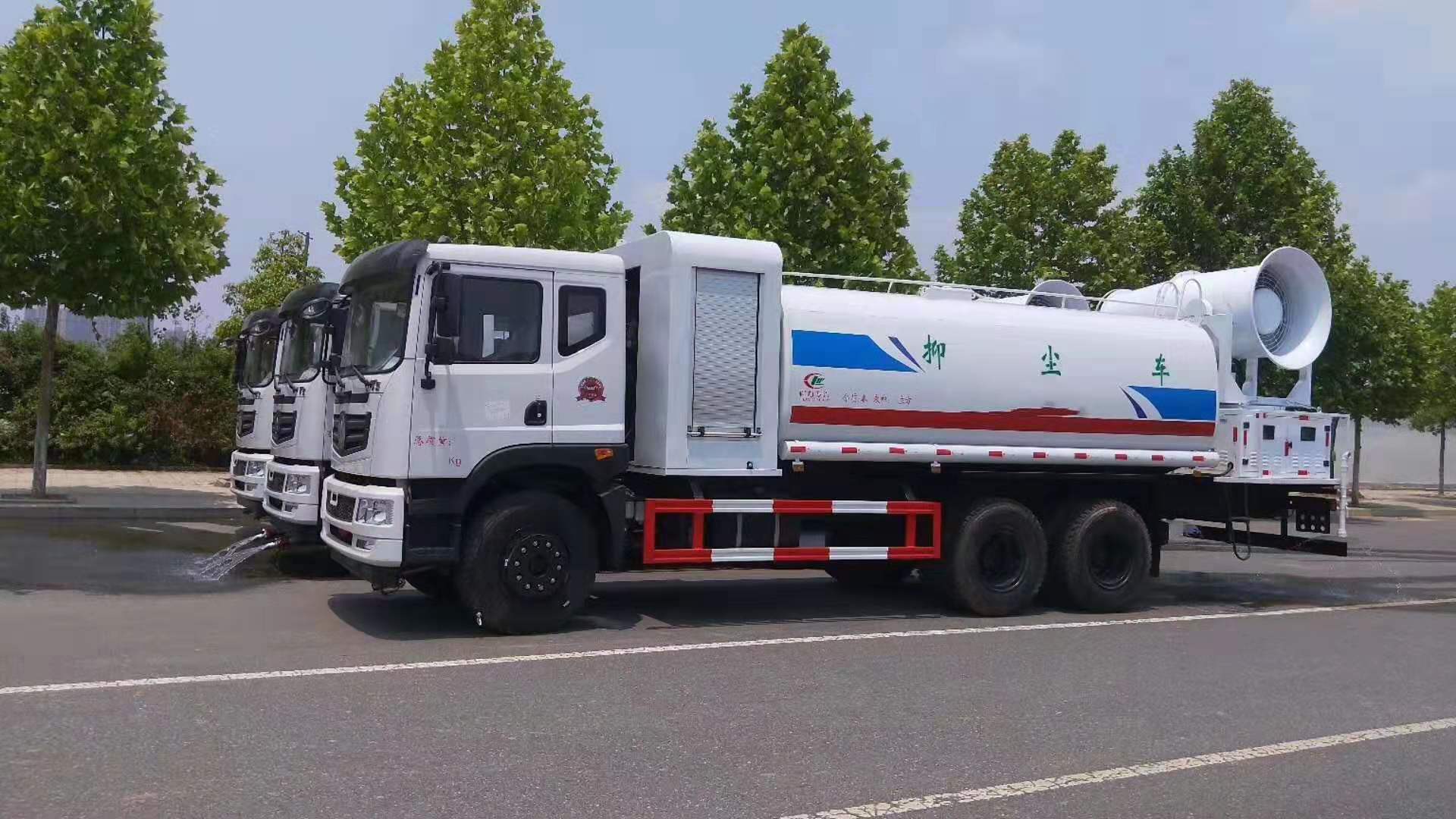 东风多功能抑尘车,程力威牌东风后双桥T5抑尘车