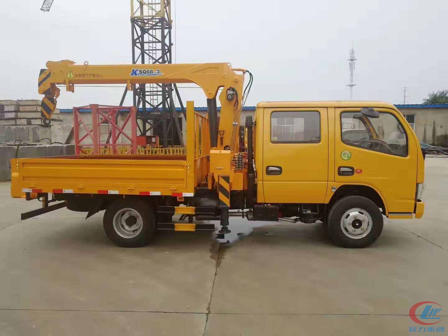 德信徐工2吨随车吊侧面图