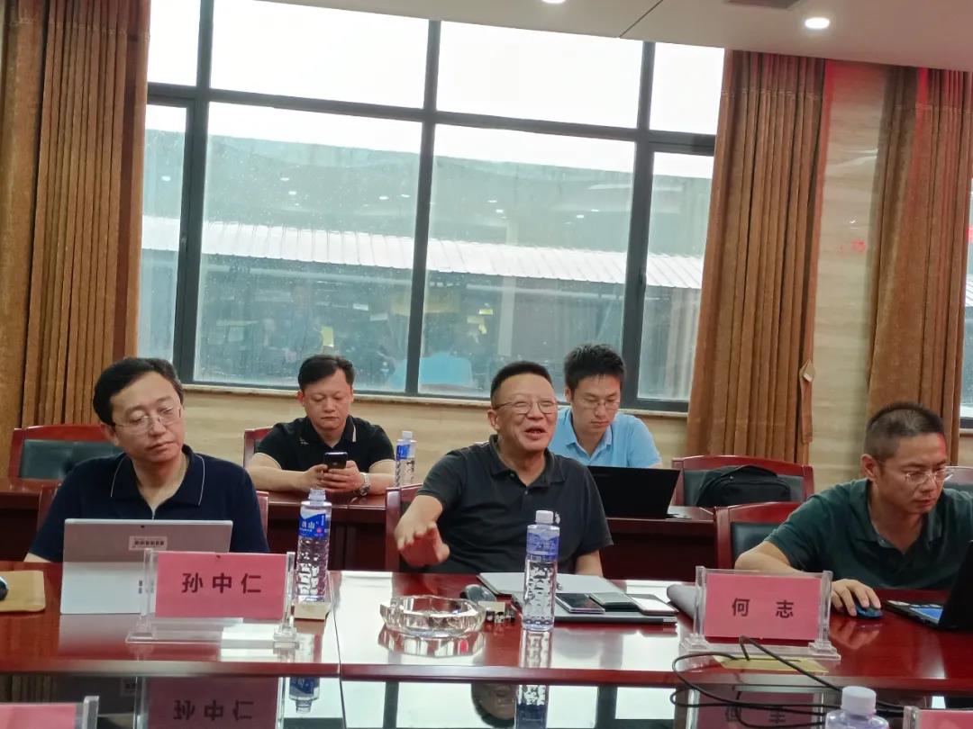 东风商用车公司科长赴德信进行考察调