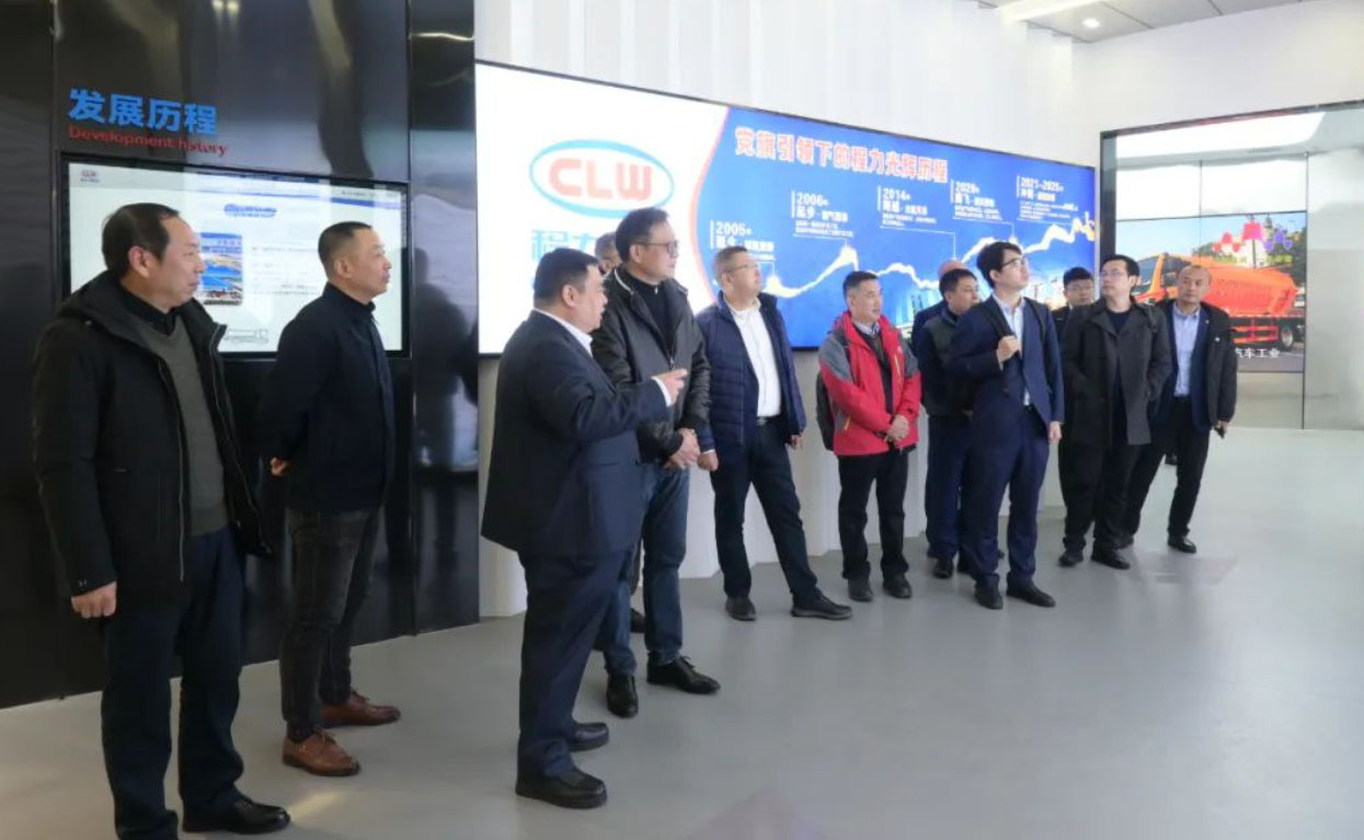 上汽红岩与德信