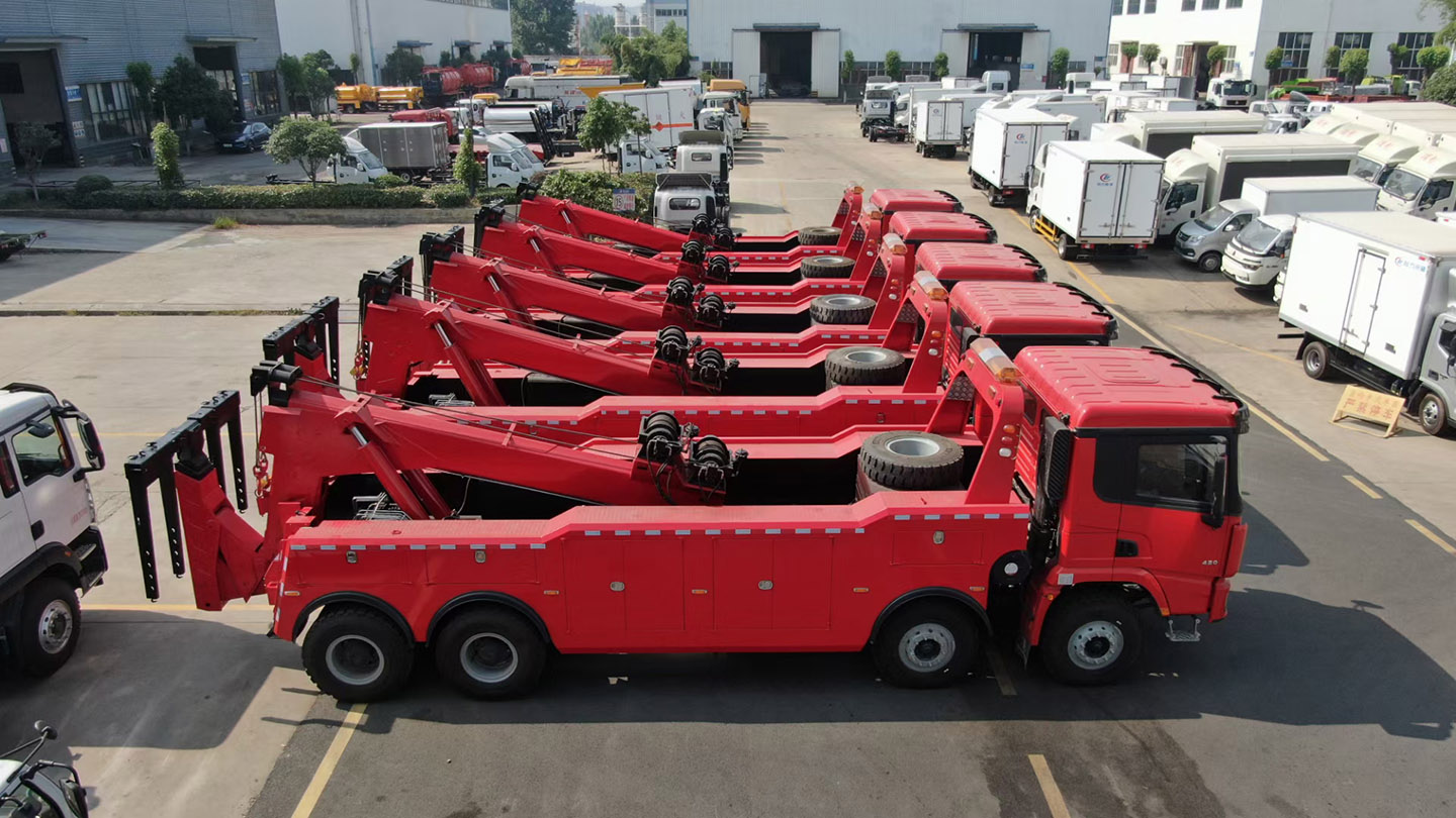 德信重型拖吊连体清障车批量发车